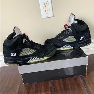 Jordan 5 Retro Black Metallic